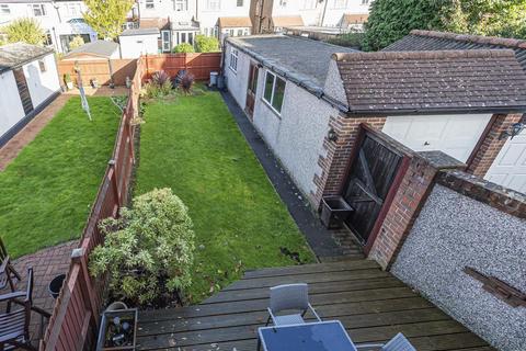 58 Chessington Way, West Wickham, BR4 9NX