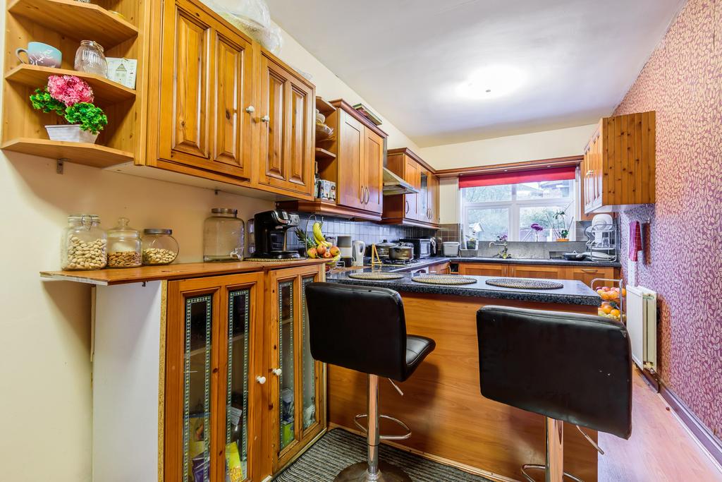 Burnage Lane, Manchester, M19 4 bed semidetached house £475,000