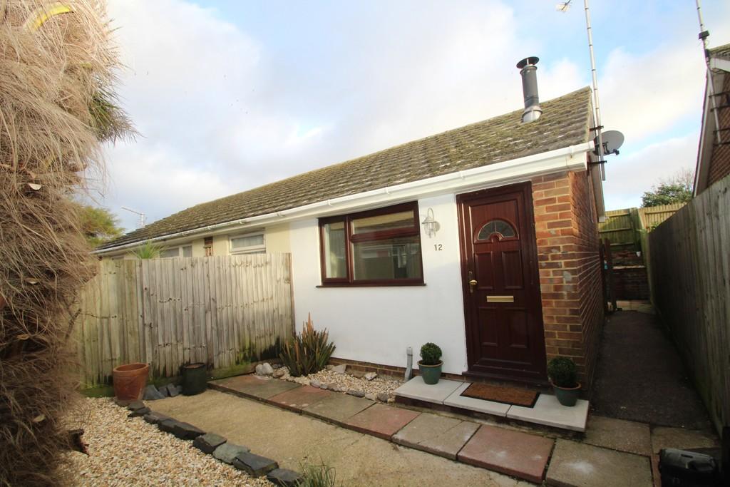 Rope Walk, Littlehampton 1 bed semidetached bungalow £225,000