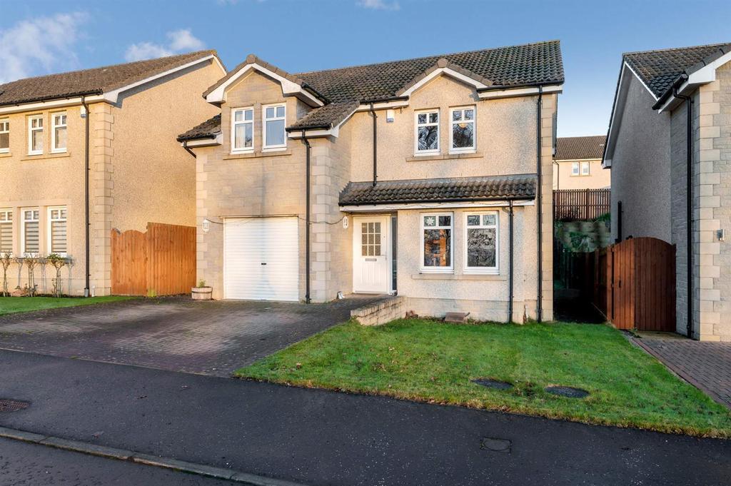 51 Clover Way, Blairhall, KY12 9JY 3 bed detached house £220,000