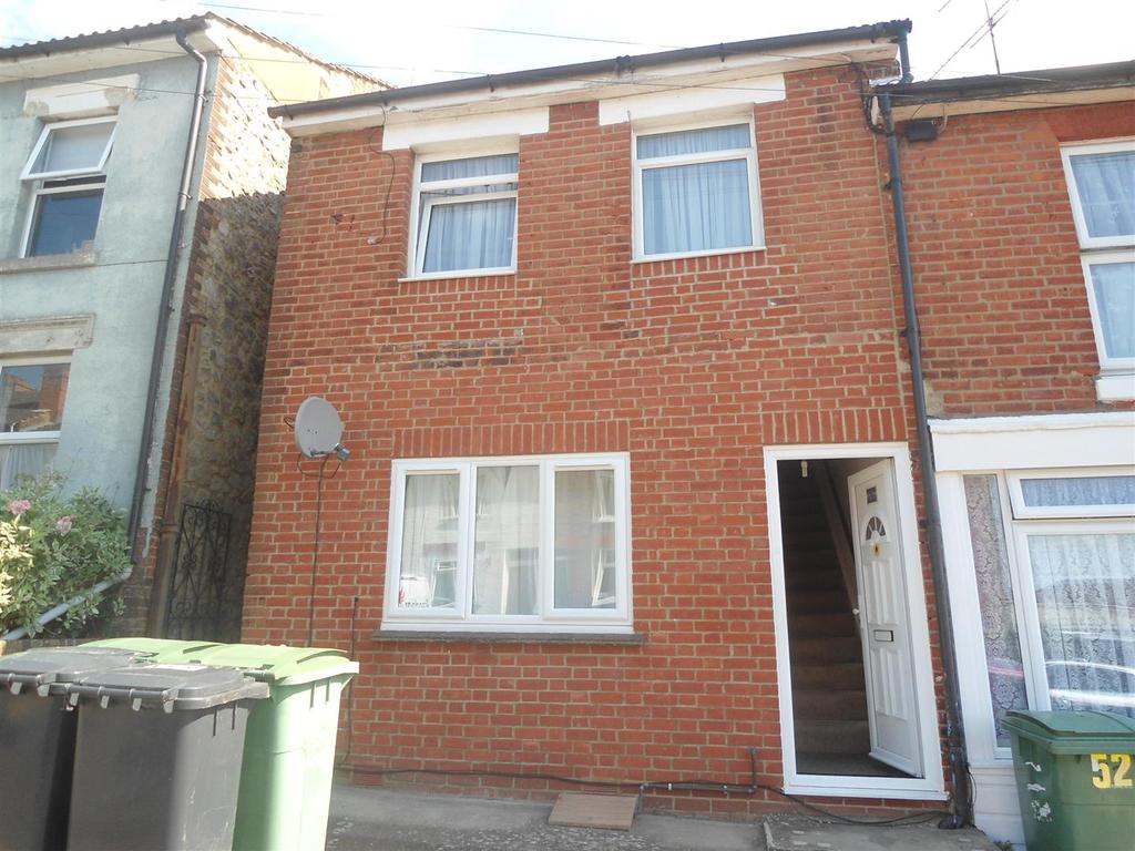 Whitmore Street, Maidstone 1 bed flat £800 pcm (£185 pw)