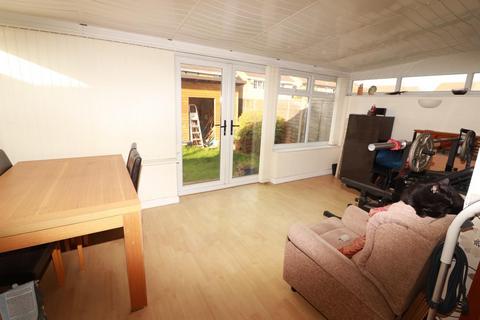 79 Longs Drive, Yate, Bristol, BS37 5XW