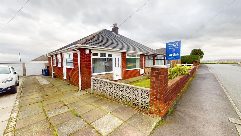 Brookfield Road, Upholland... 3 bed semidetached bungalow £200,000
