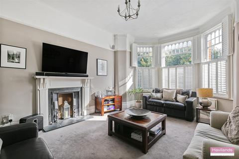 5 bedroom semi-detached house for sale - Haslemere Road, Winchmore Hill, N21