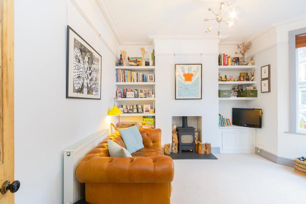 EUNEVAECURB23 - Living Room C.jpg