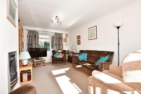 13 Bryant Close, Nettlestead, Maidstone, ME18 5EX