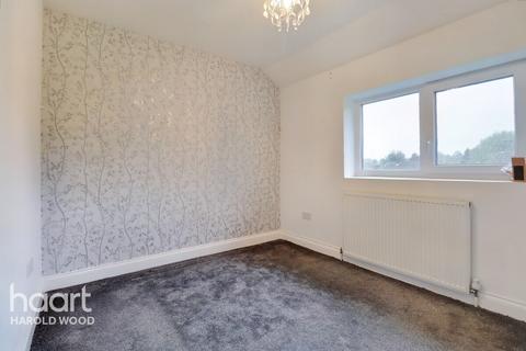 70 Whitchurch Road, Romford, RM3 9EU