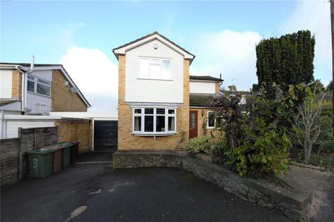 4 bedroom link detached house to rent, River Close, East Farleigh, ME15