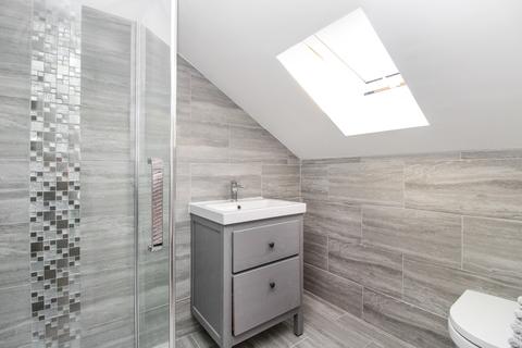 2 Wenlock Close, Crawley, RH11 8NH