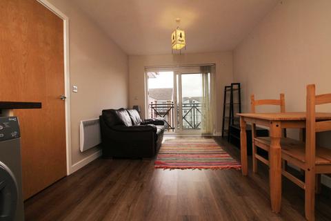 1 bedroom apartment to rent - Pentland Close, Llanishen CF14 5BB
