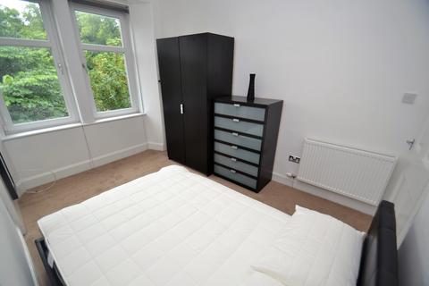 1 bedroom flat to rent, 3/1 383 Clarkston Road, Muirend, Glasgow, G44 3JG