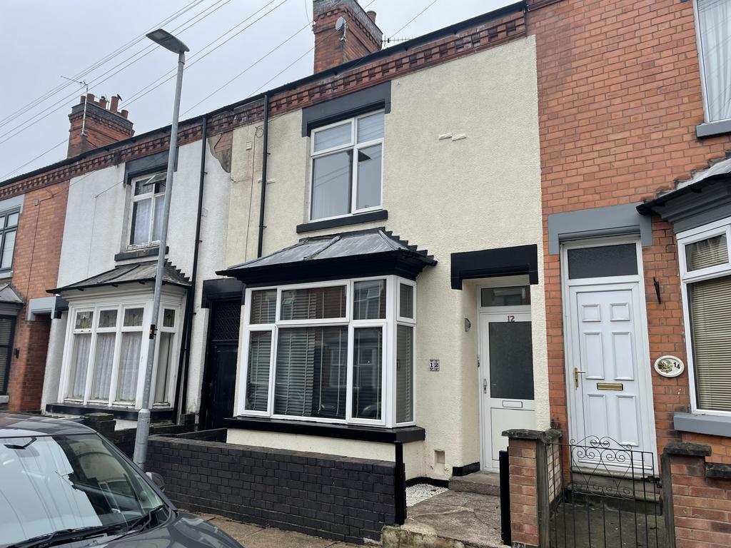 Central Avenue, Wigston 3 bed terraced house to rent £995 pcm (£230 pw)