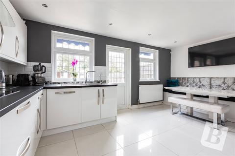 50 Mount Pleasant Road, Romford, RM5 3YL
