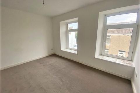 50 King Street, Neath, SA11 1PF