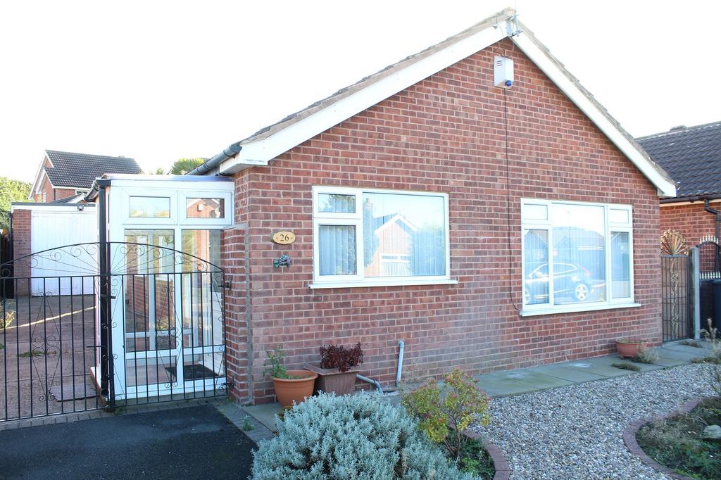 Burleigh Crescent, Swanwick, Derbyshire. DE55 1DF 3 bed detached
