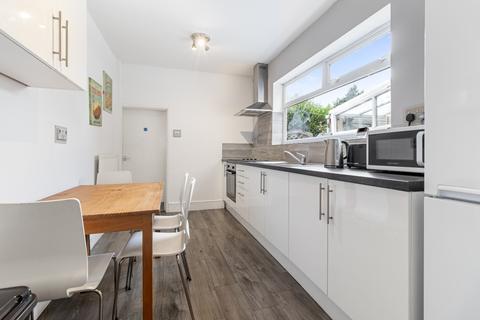 4 bedroom terraced house to rent, Available SEPT 2025 - Rooms - Happy Land West