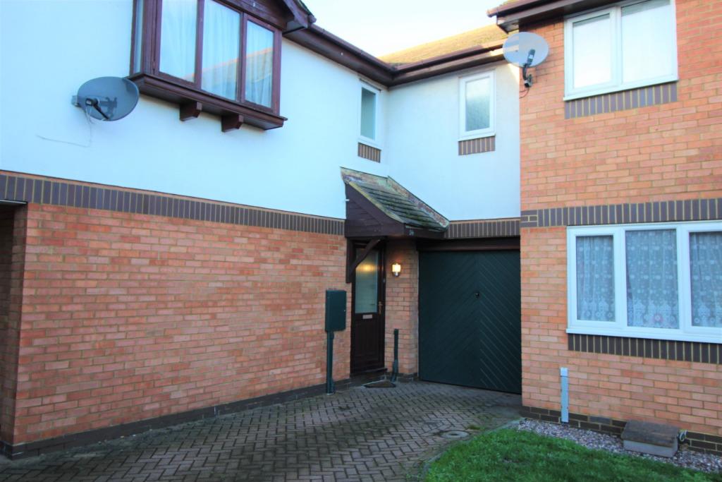 Crummock Water, Stukeley Meadows, Huntingdon, PE29 1 bed flat £750