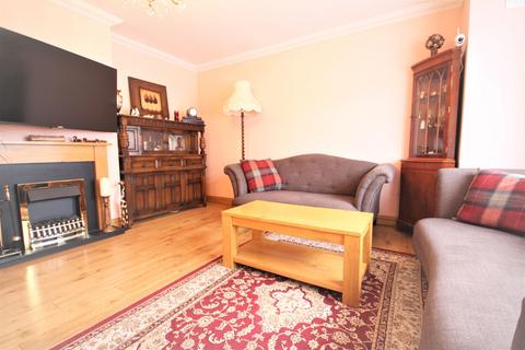 72 Amersham Road, Romford, RM3 9JB