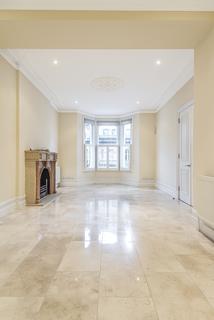 7 bedroom house to rent - Chesilton Road London SW6