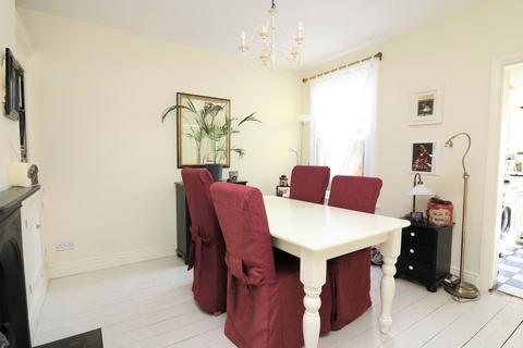 2 bedroom end of terrace house for sale - Dover Road, Sandwich