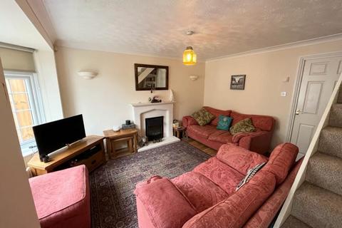 2 bedroom semi-detached house to rent, Hucknall, Nottingham, NG15