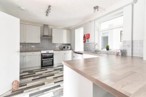 5 bedroom semi-detached house to rent, Rydal Close, Norwich, NR5