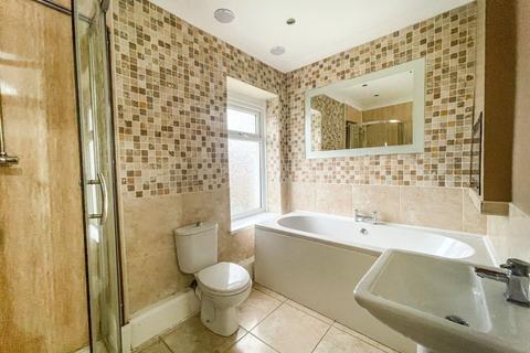35 Bolgoed Road, Pontarddulais, Swansea, SA4 8JF
