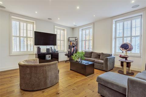 3 bedroom apartment for sale, Churchgate Street, Bury St. Edmunds, Suffolk, IP33