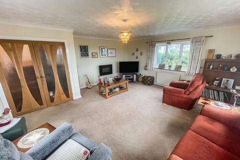 19 Barton Meadow, Pillaton, Saltash, PL12 6SE