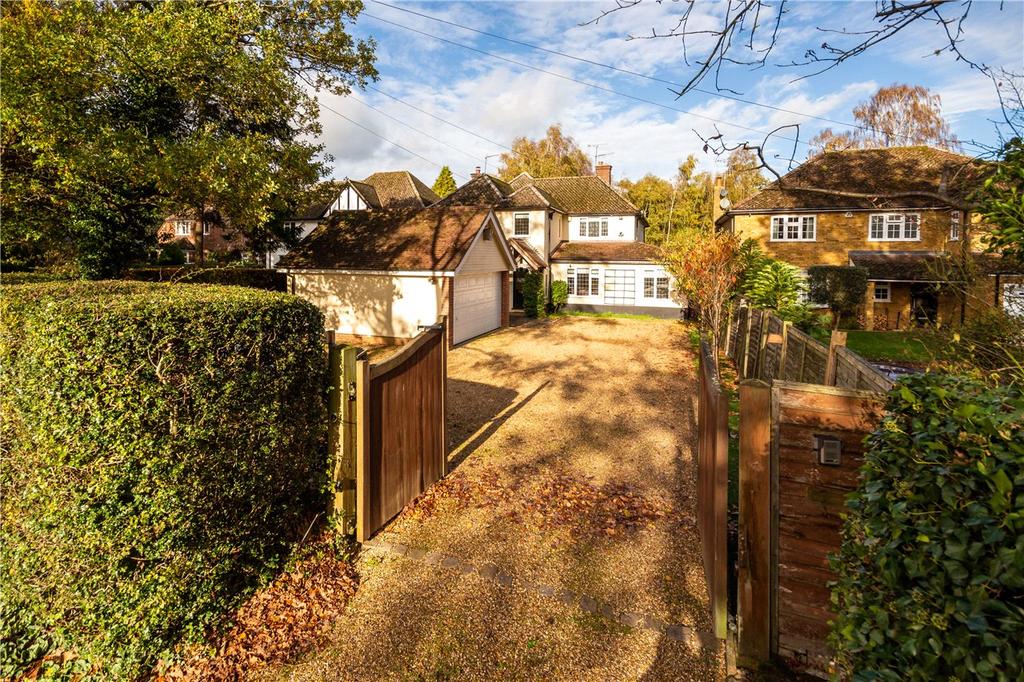 Hempstead Lane, Potten End... 5 bed detached house £1,500,000