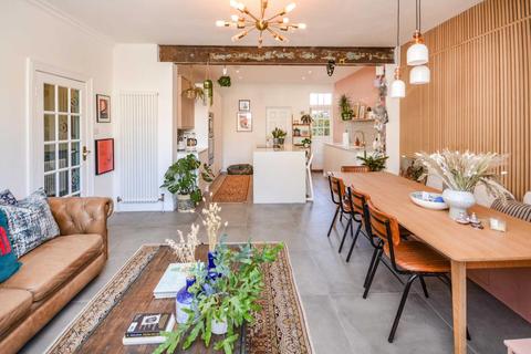 38 Approach Road, Margate, CT9 2AS