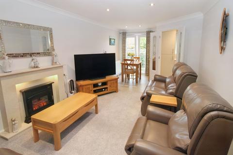 1 bedroom flat for sale - Browning Court, Fenham Court, Newcastle upon Tyne, Tyne and Wear, NE4 9DR