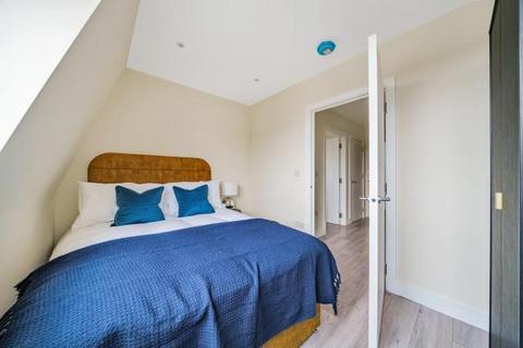 2 bedroom flat for sale - Apartment 10,   Anne Boleyn House,  Ewell Road,  Cheam,  Sutton,  SM3