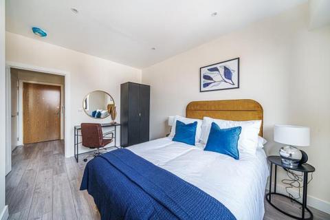 1 bedroom flat for sale - Apartment 4,  Anne Boleyn House,  Ewell Road,  Cheam,  Sutton,  SM3