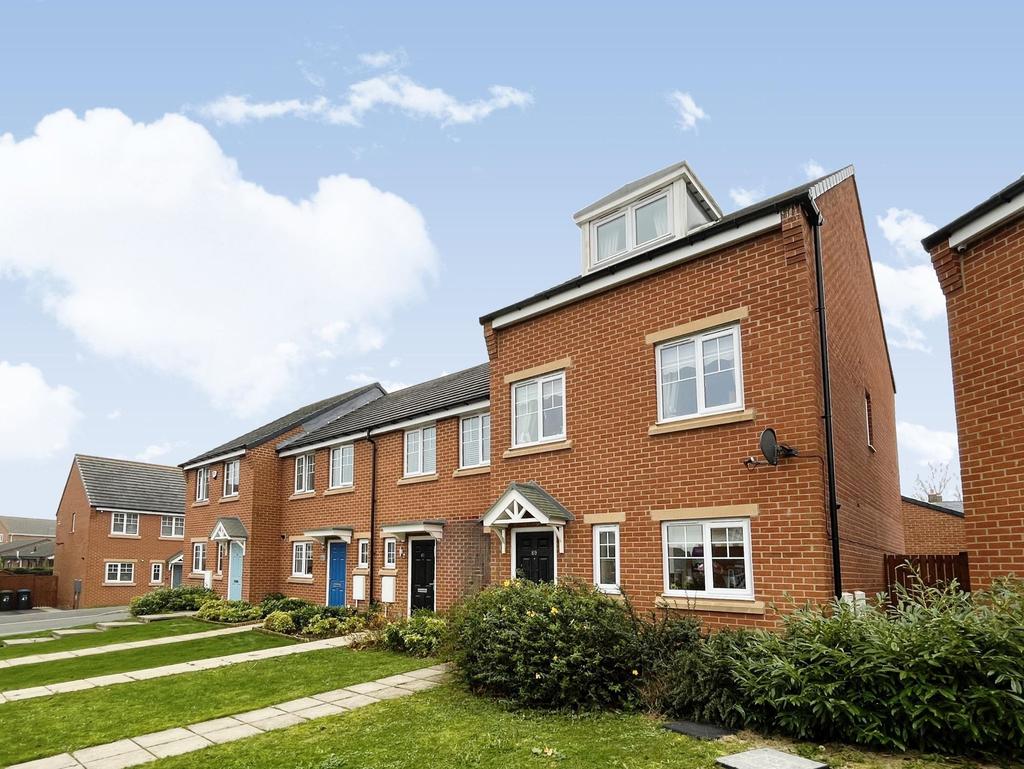 Hanover Crescent, Shotton Colliery, Durham, Durham, DH6 2NR 3 bed townhouse for sale £145,000