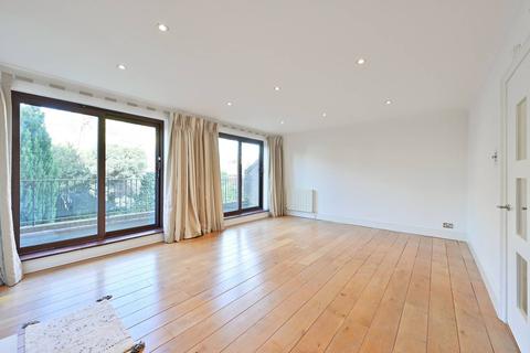 46 Pine Grove, London, SW19 7HE