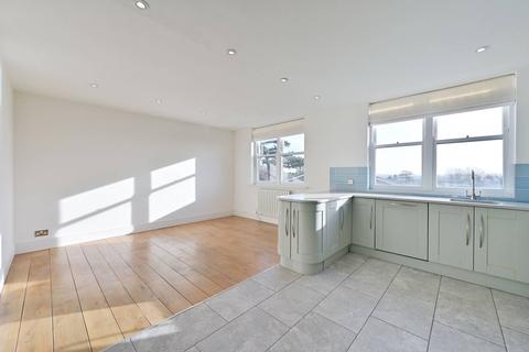 46 Pine Grove, London, SW19 7HE