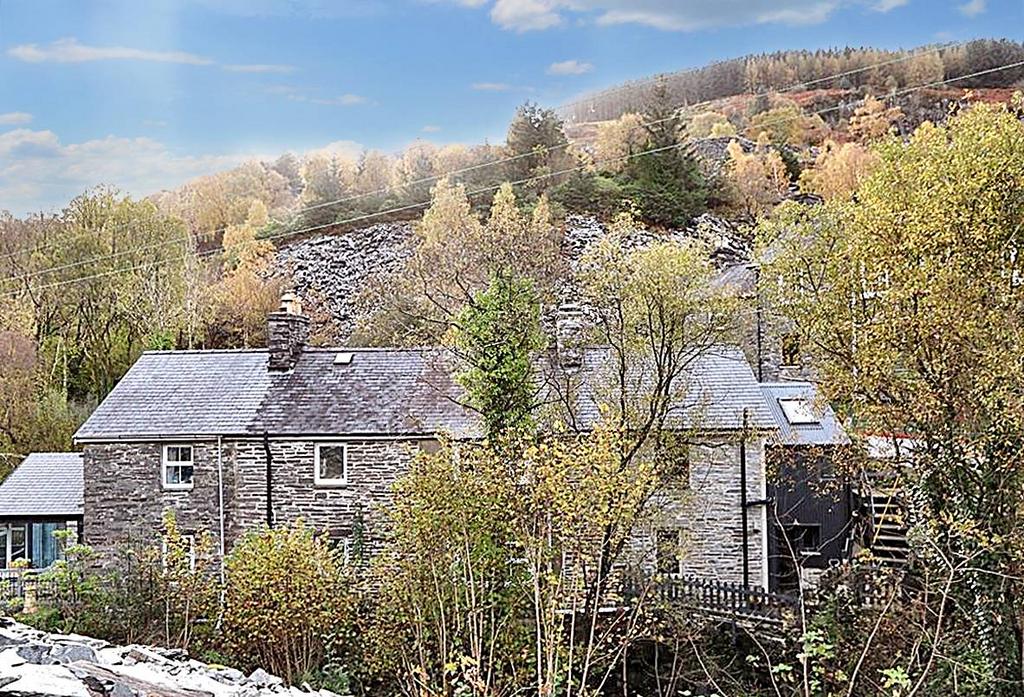 Glan y nant, Upper Corris SY20 2 bed end of terrace house for sale £