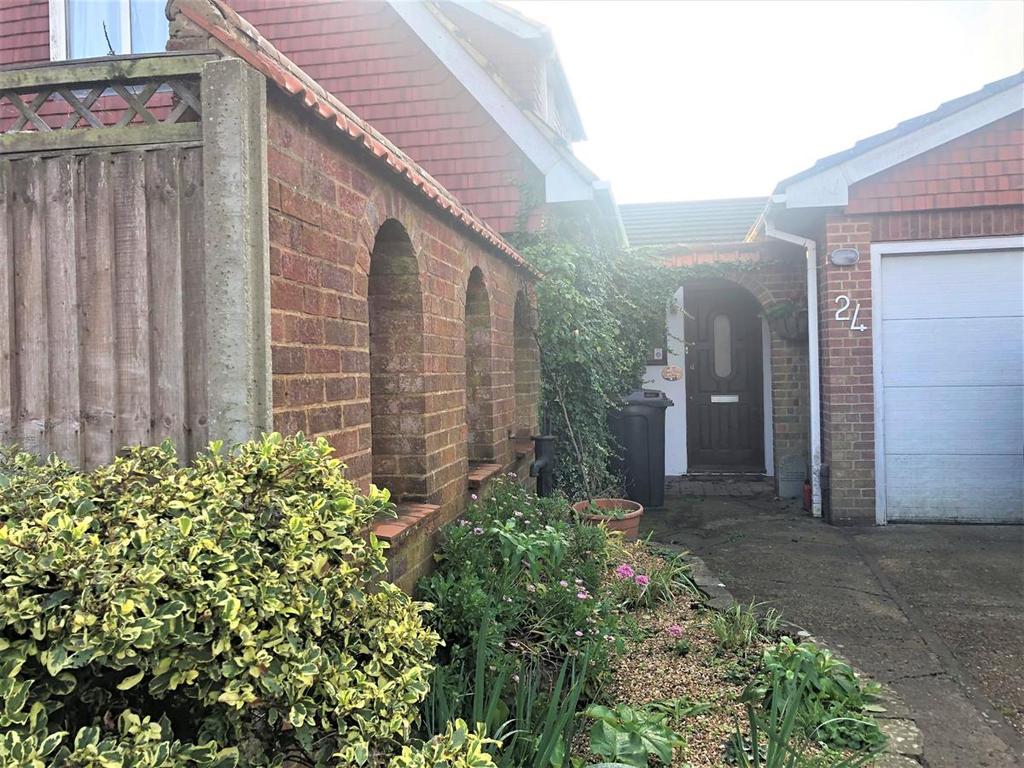 Moselle Road, Biggin Hill, Westerham Studio £900 pcm (£208 pw)