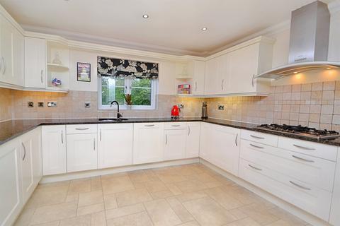 5 bedroom detached house for sale, Verwood