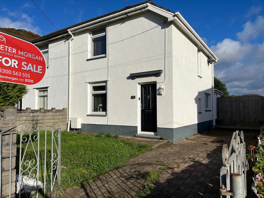 School Road, Jersey Marine, Neath, Neath Port Talbot. SA10 6JE 2 bed