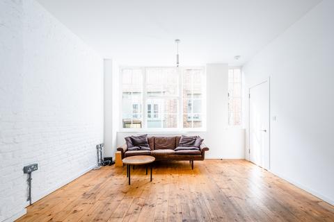 8 Temple Yard, London, E2 6QD
