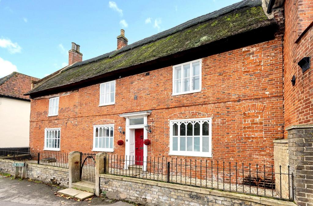 Mill Lane, Acle, Norwich, Norfolk 4 bed townhouse for sale £600,000