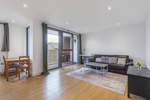 Flat 17, Chamberlain Court Silwood Street, London, SE16 2AZ