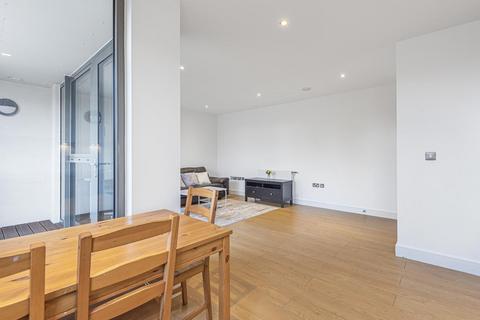 Flat 17, Chamberlain Court Silwood Street, London, SE16 2AZ