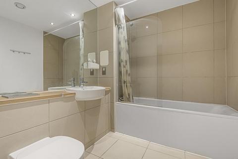 Flat 17, Chamberlain Court Silwood Street, London, SE16 2AZ