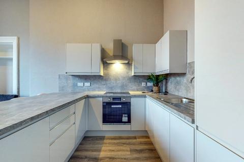 4 bedroom flat to rent, Radnor Street, Kelvingrove, Glasgow, G3