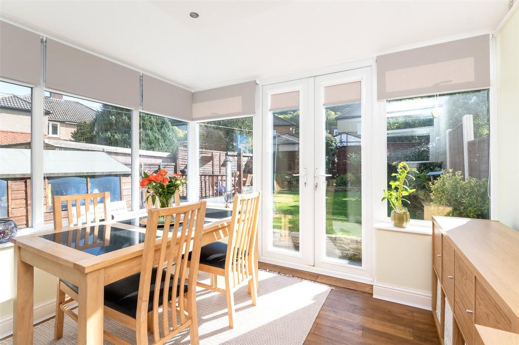 Milner Bank, Otley, West Yorkshire, LS21 3 bed semidetached house for