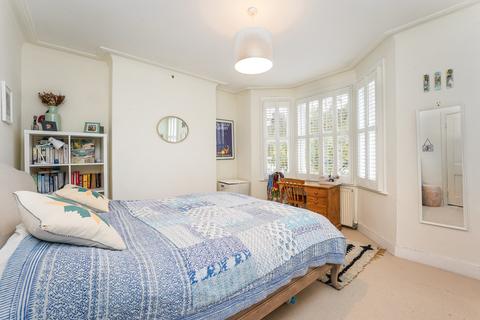 26 Gladwyn Road, London, SW15 1JY