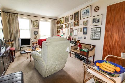 1 bedroom ground floor flat for sale - Homechester House, High West Street, Dorchester, Dorset, DT1